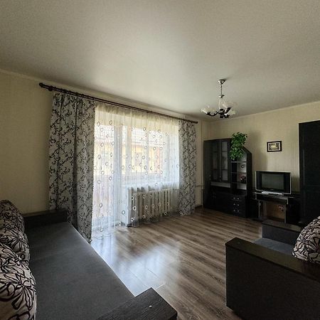 2-Х Ком. Квартира, Р-Н Фонтан "Roshen" Appartement Vinnytsja Buitenkant foto